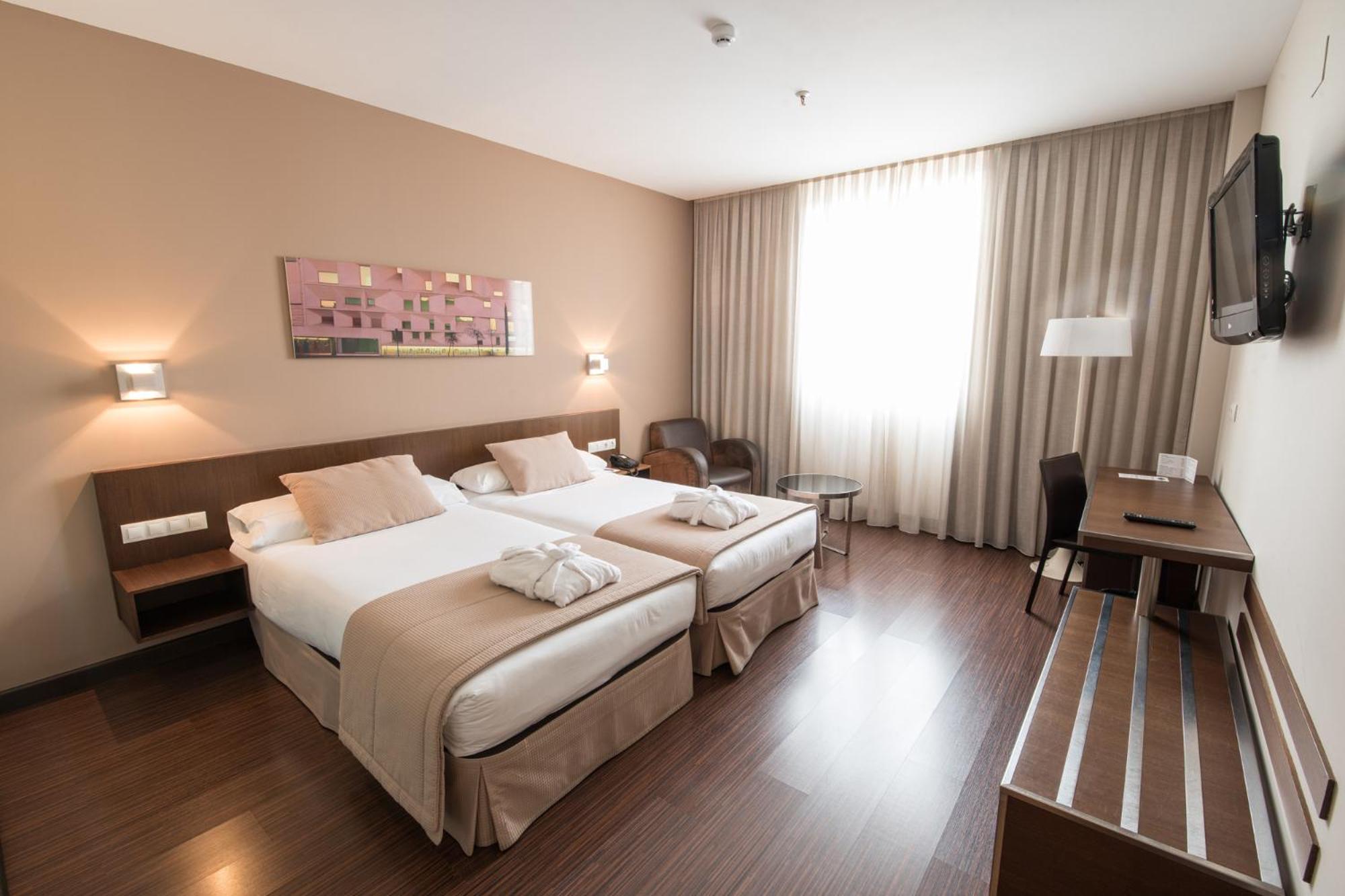 Twin Room,752528330:JPEG