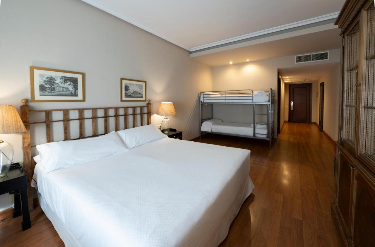Quadruple Room,1406069309:JPEG