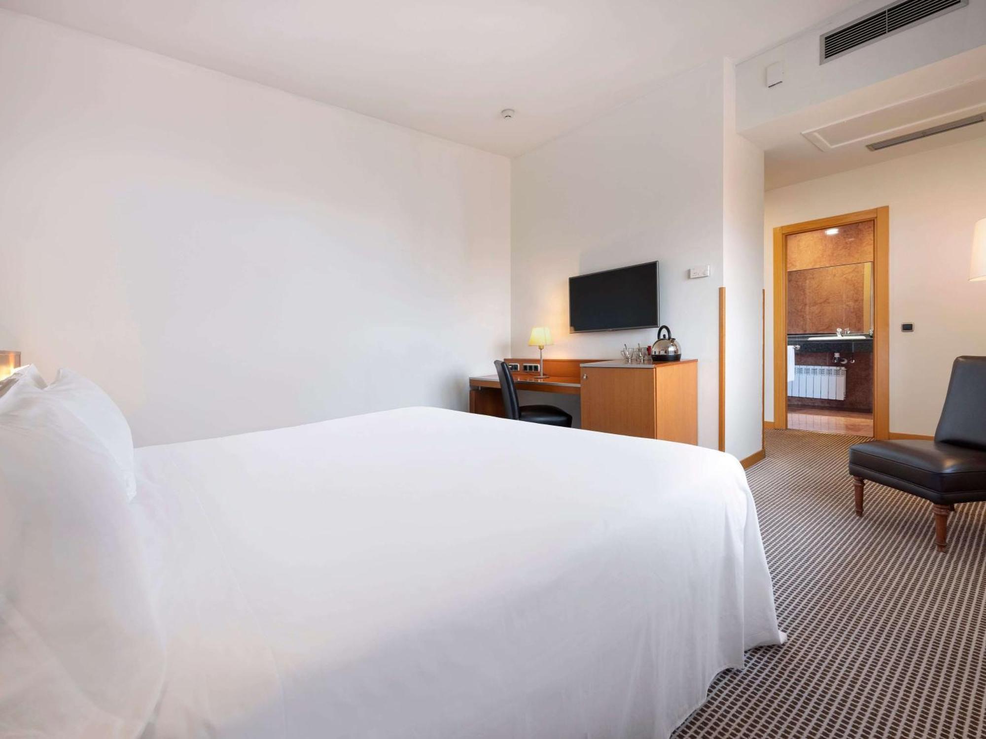 Premium Double Room,1622009015:JPEG
